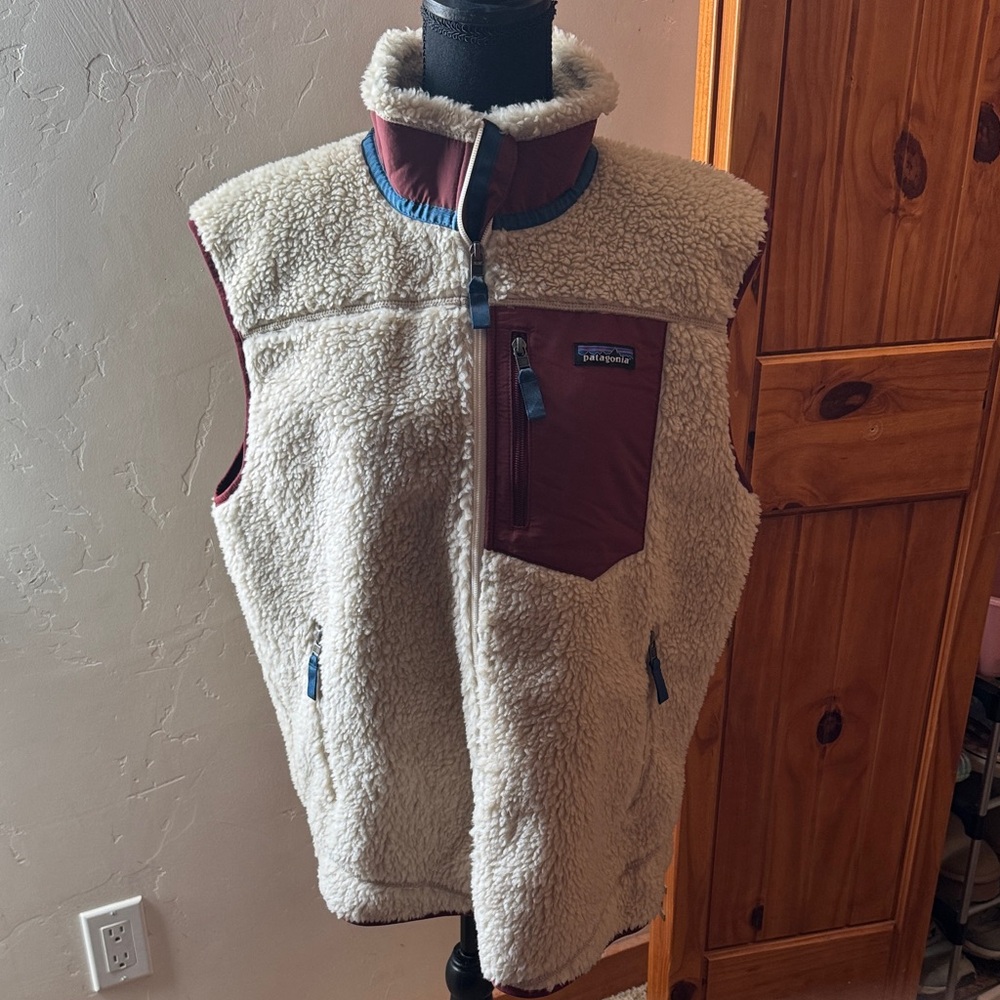 Patagonia Cream and Burgundy Fleece Vest